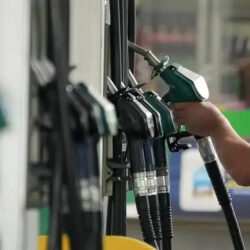 Gasoline price decreases below the dollar in Puerto Rico