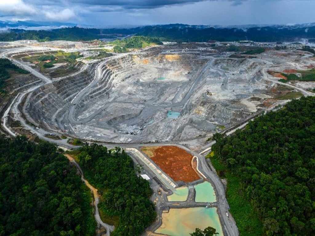 Gobierno mantiene firme posición en firma de convenio con Minera Panamá – Versión en Español