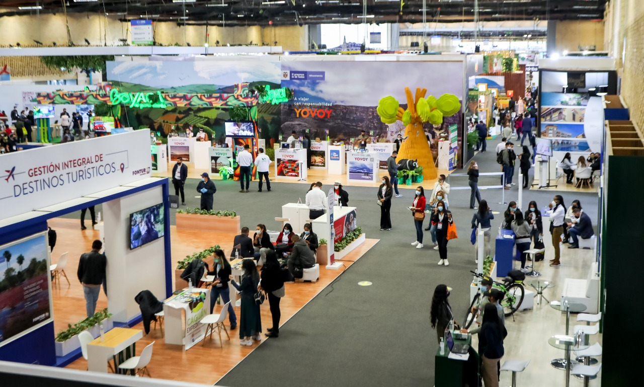 Feria de turismo dedicada a República Dominicana en Colombia – Versión en español