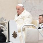 El papa preside.