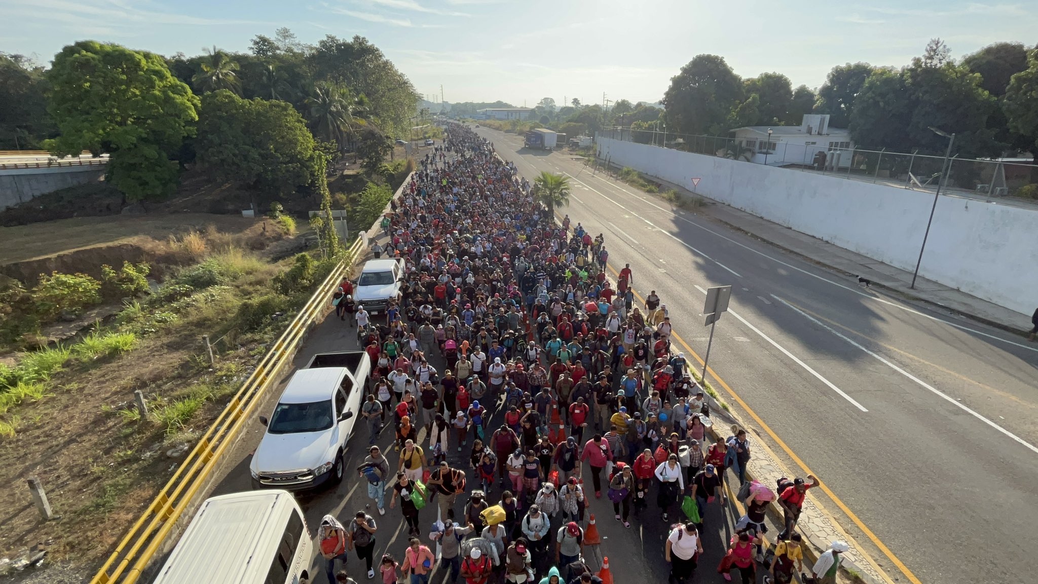 Sale Del Sur De México Una Nueva Caravana De Más De 10 Mil Migrantes