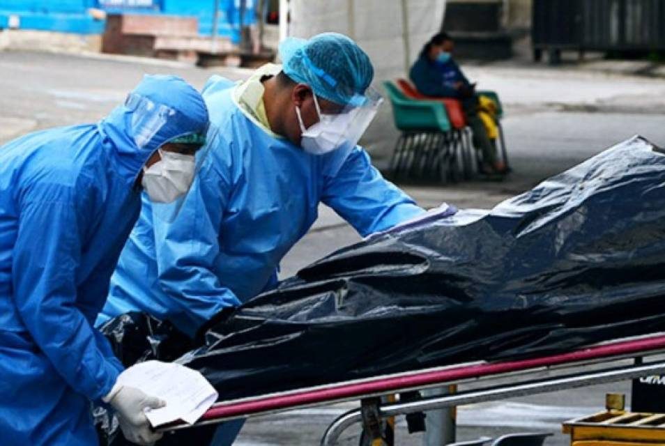 La OMS advierte que la pandemia de COVID no ha terminado, con aún miles de hospitalizados