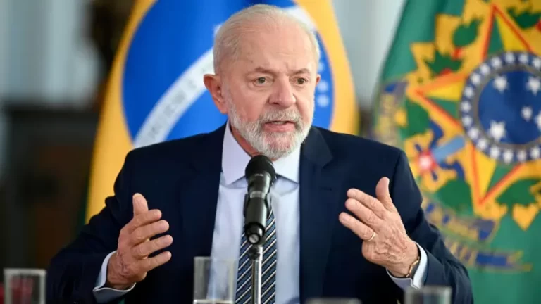 «La disputa se resuelve presentando las actas»: Lula habla por primera vez sobre la cuestionada victoria de Maduro en las elecciones de Venezuela «La disputa se resuelve presentando las actas»: Lula habla por primera vez sobre la cuestionada victoria de Maduro en las elecciones de Venezuela