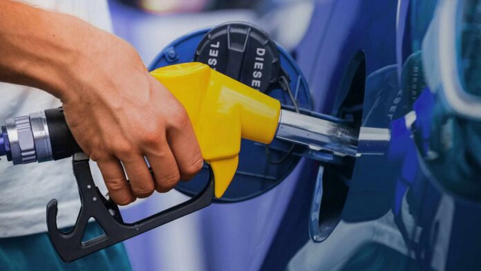 Combustibles bajan