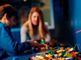 Madrid acoge una exposición de Lego que une generaciones