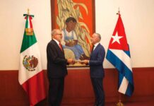 Nuevo embajador de Cuba en México presentó Copias de Estilo