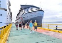 Arribo inaugural de la línea Virgin Voyages refuerza el posicionamiento de Costa Rica como destino de cruceros de alto valor